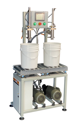 Pail filling machine with dual nozzles and two gear pumps